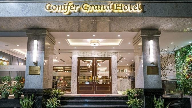 Khách sạn Conifer tuyển nhân viên buồng phòng
