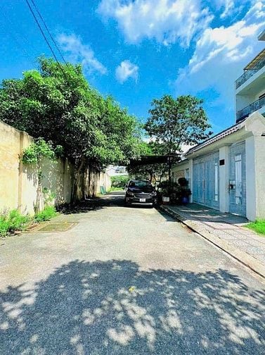 Bán đất hẻm nhựa 8m , p Bình Trưng Đông , Tp Thủ Đức 