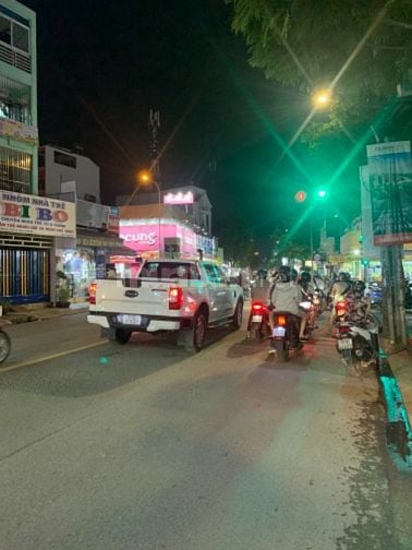 MTKD sầm uất VƯỜN LÀI gần CHỢ khu xung túc 
