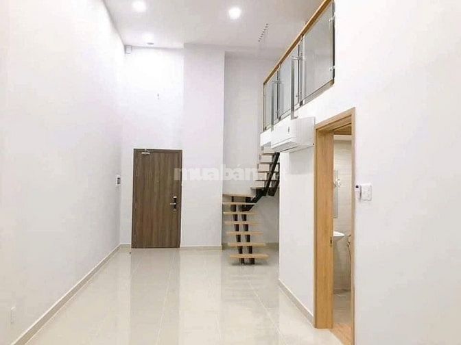 Cho thuê căn hộ cao cấp LA Astoria , lầu cao , view sông 