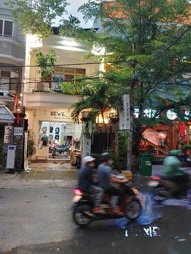 Cho thuê MB kinh doanh MT đường D5