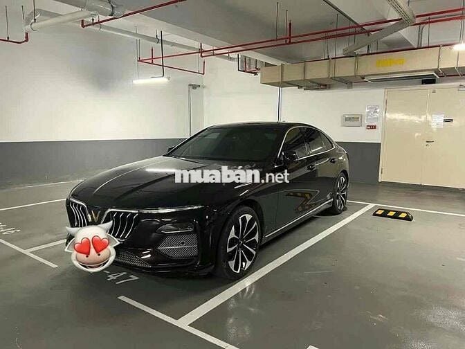 VinFast Lux A2.0 2021 Premium 2.0 AT - 100000 km