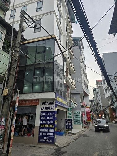 Cho Thuê mặt sàn tầng 2 hoặc 3 nhà lô góc đẹp 