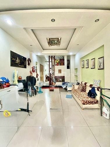 THƯƠNG LƯỢNG MẠNH- HXH- THÍCH QUẢNG ĐỨC, P4, PN- 53m2- 4 TẦNG- 10,x TỶ