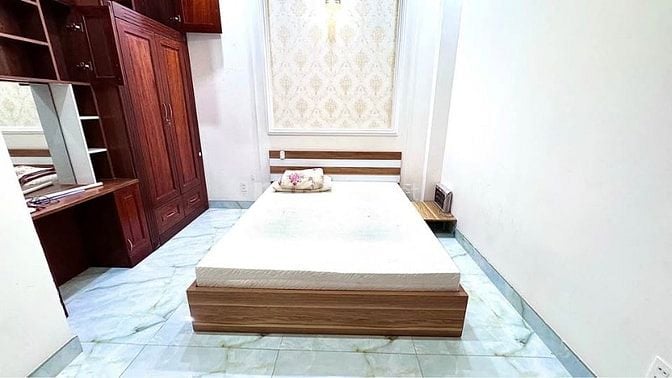 Định cư Úc bán gấp nhà trong tháng HXH Lê Thị Hồng Gấm gần chợ Bến Thà
