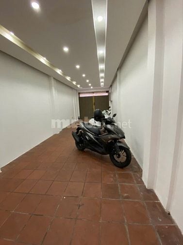 Cho thuê nhà 123 Trần Huy Liệu, q Phú Nhuận, LH:0339507189