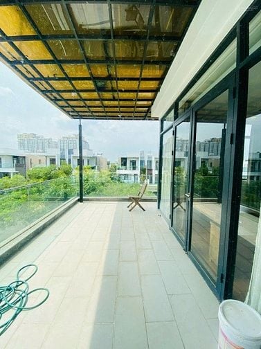 Cho thuê biệt thự song lập Lucasta. Khang Điền giá 35tr/ tháng