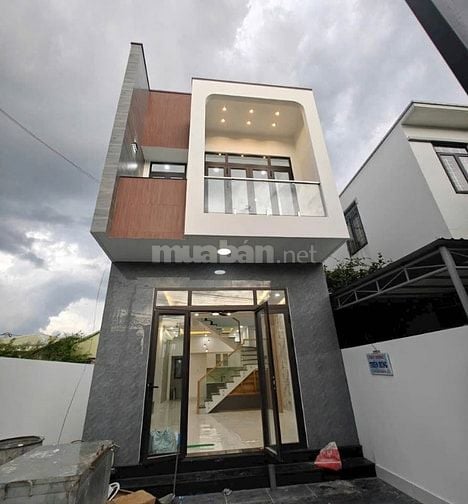 Bán nhà KDC Xuyên Á 4x9 (trệt - lầu) 2PN, giá ngộp chốt nhanh 380tr