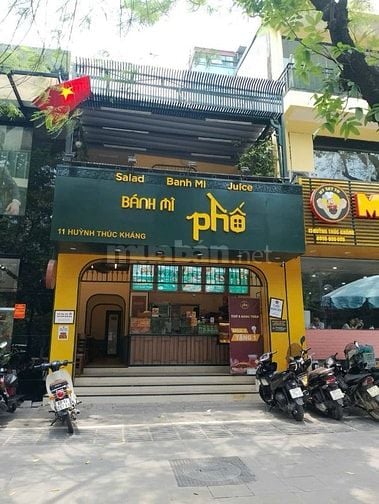 Hiếm. Cho thuê nhà mặt phố Ngụy Như Kon Tum 50m2/ô. Có 2 ô Mặt tiền 7m