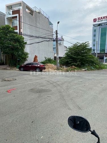 Bán lỗ 800 triệu căn nhà cấp 4 khu đô thị Vinhomes Green City sổ hồng 