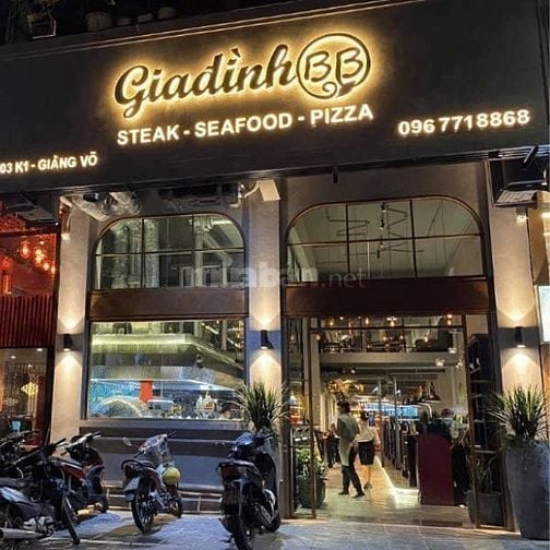 Cho thuê cửa hàng mặt phố Giảng Võ, DT 190m2 x 2 tầng, mặt đường + ngõ