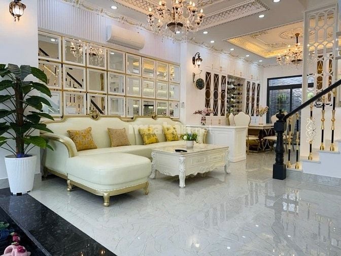 Nhà đẹp gần Phú Mỹ Hưng 100m2 4 tầng hẻm 6m Huỳnh Tấn Phát Quận 7 9 tỷ