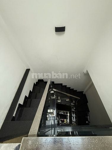 Chính chủ bán nhà đẹp Hoà Bình - Nguyễn Văn Vịnh - Q.Tân Phú - 4m x 9m
