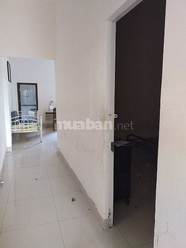 BÁN NHÀ : Khu dân cư 300m sử dụng 