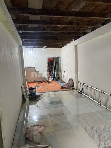 Cho thuê nhà mặt tiền Lò Gốm, P.8, Q.6 giá 25tr