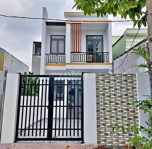 CẦN BÁN NHANH NHÀ NGAY CHỢ BÌNH CHÁNH, DIỆN TÍCH 100M2, DỌN VÀO Ở NGAY