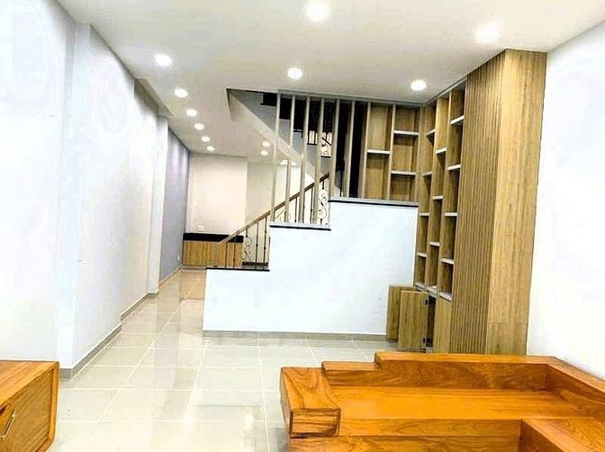 Bán nhà mới 3 tầng 84m², 3PN, sổ hồng hoàn công, hơn 8 tỷ - Linh Trung