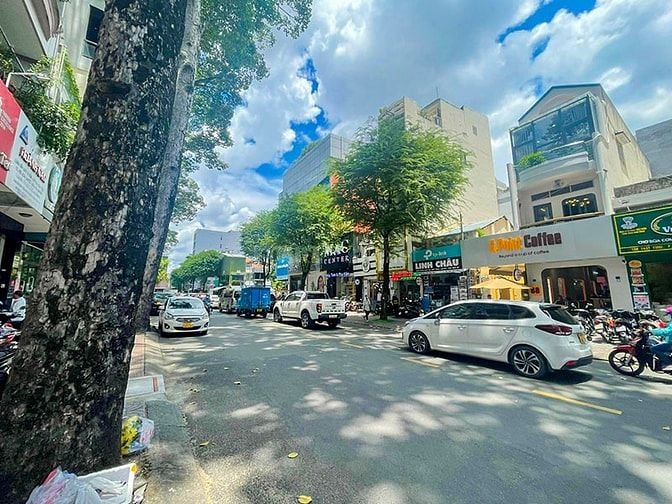 Bán nhà đất mặt tiền Tôn Thất Tùng, Bến Thành, Q1, 431.4m², nở hậu
