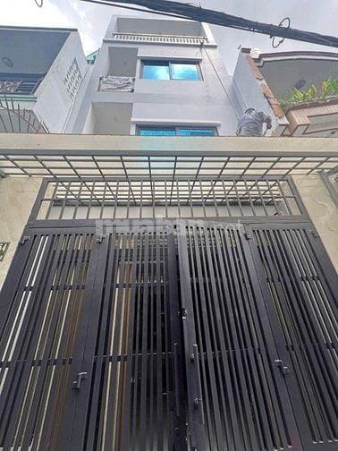 NHÀ MỚI HOÀN THIỆN , HẺM XE HƠI , CÁCH MT KHOẢNG 30m