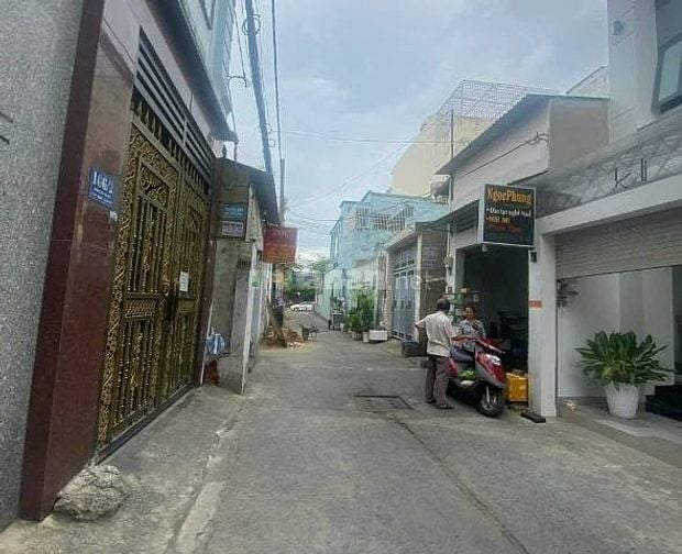 bán nhà hẻm xe hơi đường lưu chí hiếu DT 4,5x25 cấp 4 bán 8,8 tỷ 