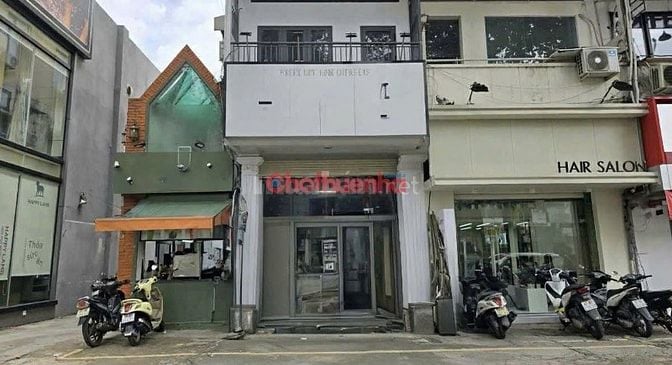 Cho thuê nhà Mặt tiền Trần Hưng Đạo, Phường Cô Giang, Quận 1