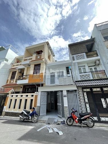  BÁN NHÀ HẺM XE TẢI 8M – CÓ MẶT BẰNG KINH DOANH – THU NHẬP 15TR/THÁNG