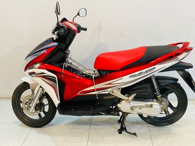 Honda Air Blade 110 Fi Màu Trắng Đỏ Biển HN CHÍNH CHỦ