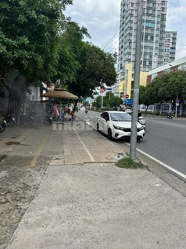 Cho thuê Kho/Xưởng mặt tiền Lạc Long Quân, P.5, Q.11 giá 35tr
