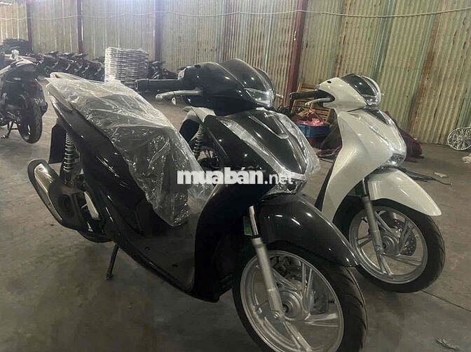 Xe máy Honda SH 125i mới 100%