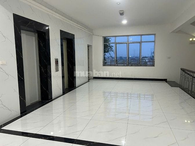 Chính chủ cho thuê chung cư 3PN, 2WC, khu Đô thị Việt Hưng, Long Biên