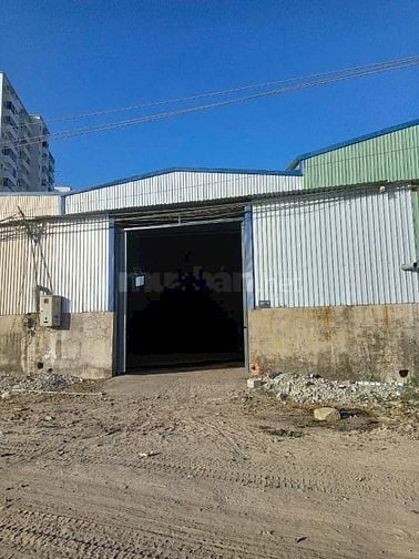 Cho thuê kho xưởng Hồ Văn Long , Bình Tân, diện tích : 600m2,giá: 30tr