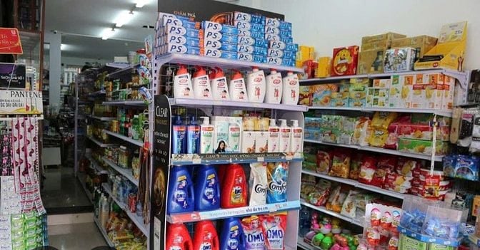 PHÚ NHUẬN CẦN TUYỂN NHÂN VIÊN TRỰC QUẦY NGOẠI HÌNH ƯU NHÌN