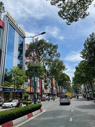 Nhà MT ID452 An Dương Vương (Trần Bình Trọng). DT 4.8x21m, 3 tầng