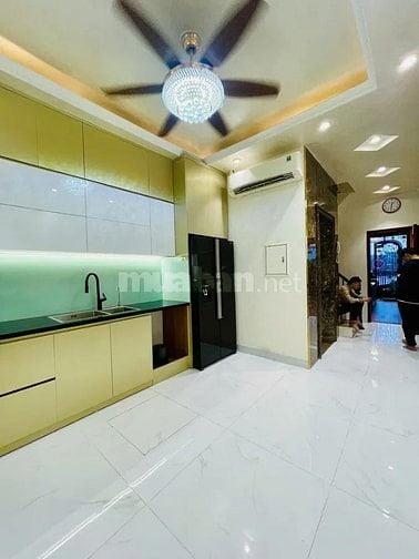 💥BÁN NHÀ MẶT PHỐ MAI ANH TUẤN – VIEW HỒ HOÀNG CẦU – 6 TẦNG –THANG MÁY