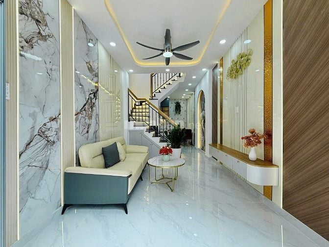 Chính chủ cần bán gấp nhà 3 lầu ngay trung tâm hành chính Biên Hòa
