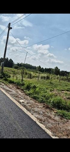 cần bán đất phú giáo đường dh 504 ngang 25m dài 50m có 300m thổ cư