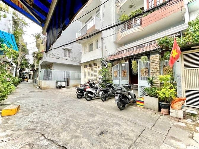 BÁN NHÀ ĐƯỜNG CÔ GIANG, QUẬN PHÚ NHUẬN 