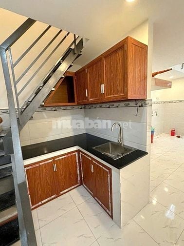 Nhà mới góc mặt tiền đường Bông Sao P5Q8. Giá: 4.38 tỷ