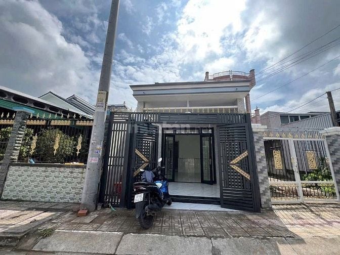 Chính Chủ Ngộp Bao Sang Tên MT Dương Đình Cúc,Tân Kiên