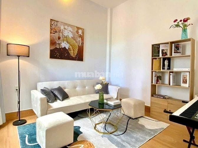 Cần bán nhà đẹp full nội thất, đường Mạc Đĩnh Chi,p2 Bảo Lộc