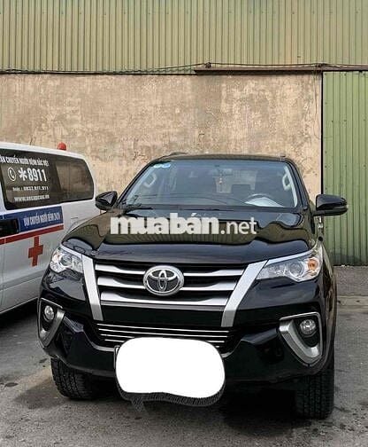 Toyota Fortuner 2020 máy dầu số sàn