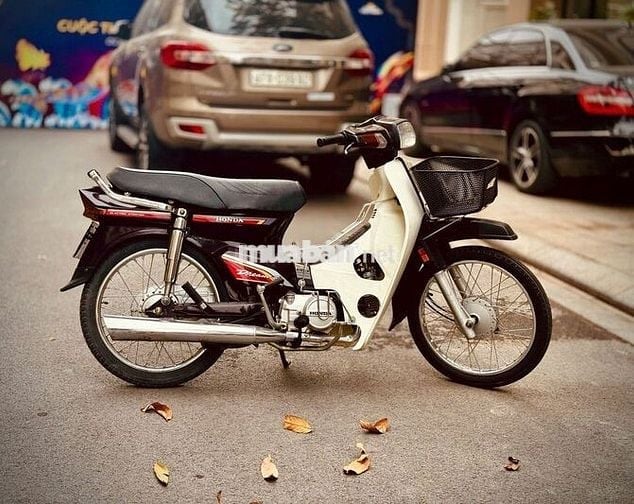 Mình cần bán xe Dream Thái còn mới do ko đi tới