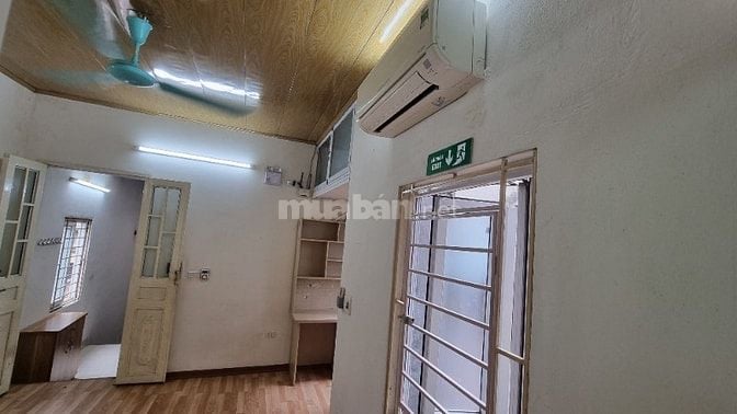 Nhà riêng hộ gia đình ngõ 79 Cầu Giấy, full đồ, 1N1K1B 45m2