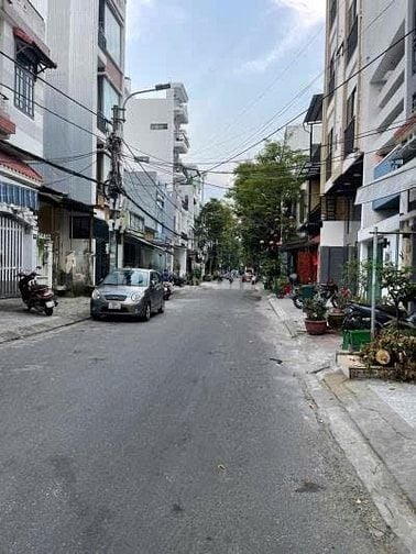 Kẹt tiền nuôi con vào đại học chú tư bán lô đất DT 168m2 chỉ 550tr 