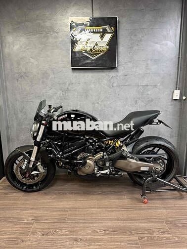Monster 821 Siêu keng