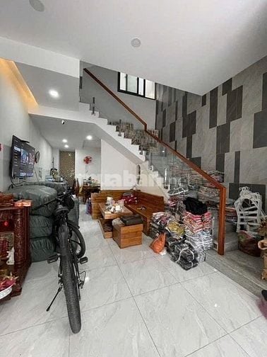 BÁN NHÀ TÂN PHÚ-4 TẦNG-HXT TẬN NHÀ-CHỈ NHỈNH 7 TỶ