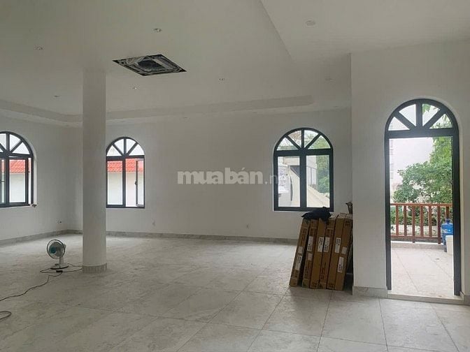CHO THUÊ MẶT BẰNG KINH DOANH SIÊU ĐẸP  2 MẶT TIỀN ĐƯỜNG SONG HÀNH, PHƯ
