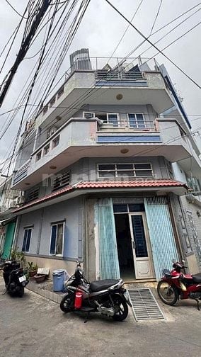Bán nhà góc 2 mặt hẻm Quận 11, Khu phân lô Lạc Long Quân, giá 5.6 tỷ