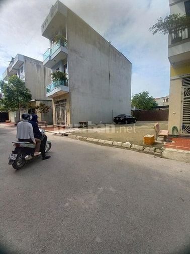 Đất Nguyễn Khoái trong đê, vị trí cực hiếm, có giấy phép xây sẵn!