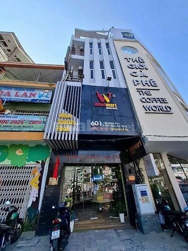 Siêu Vị Trí Quận 1 mặt tiền Trần Hưng Đạo chỉ 42 tỷ